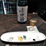 know by moto - [料理] チーズ４種･会津 中将 (ボトル & グラス) ②