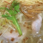 鶴見塩元帥 - 「天然塩ラーメン」（700円）