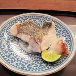 ふじ居 - ⑤焼魚。スズキとタイ。