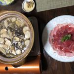 かたつむり - きのこ鍋と猪のしゃぶしゃぶ