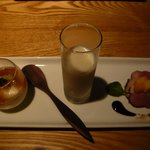 ◆前菜：茶豆の冷製ポタージュ  生うにと生湯葉の柚子ポン酢ジュレ 合鴨のパストラミ
