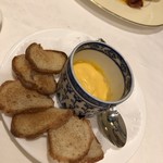 北島亭 - クルトンと豆板醤ディップ