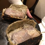 北島亭 - 岩塩包の中の仔羊肉