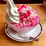 Komeda Kohi Ten - 「イチゴ &練乳・ソフト氷(ミニ)」610円