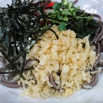 十割そば ゆう賀 - 冷やしたぬき(田舎太打ち) アップ