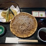 手打そば 鬼七 - 野菜天ざる(大盛)