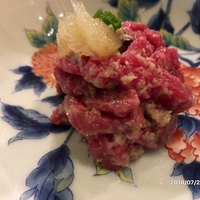 牛歩 - 絶品ユッケ