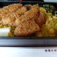 侘家古暦堂 祇園花見小路本店 - ふわふわ卵の鶏カツ弁当1,000円