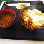 かつ丼（650円）