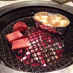 炭火庵 Sumibian - 1807_炭火庵 Sumibian_超厚切タン＠190,000Rp、にんにく＠70,000Rp