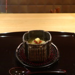 弧玖 - イサキの蓮蒸し