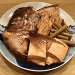 居酒屋勢人 - 鯛のあら炊き。