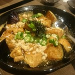 Zenseki Koshitsu Kaisen To Kushiyaki Hyakuya - 揚げ豆腐そぼろ餡かけ