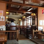 Tonkatsu Warashikko - 座敷から見た店内