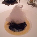 レ セゾン - 11.8.6赤座海老のラビオリ マンゴーのコンフィとトマト 胡椒の効いたムース