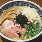 寿製麺 よしかわ 川越店 - 川越醤油のニボ豚骨