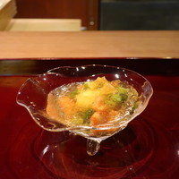 二条城ふる田 - とうもろこし豆腐、車海老、夏野菜の加減酢ジュレがけ