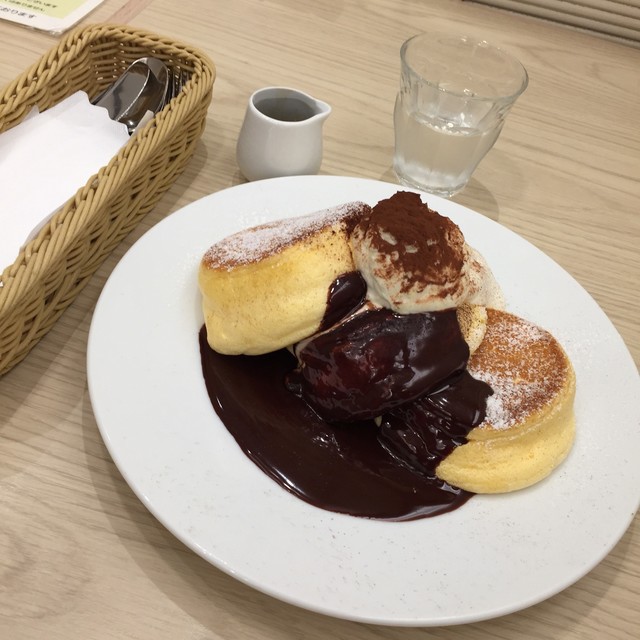 幸せのパンケーキ 福岡天神店 天神 パンケーキ ネット予約可 食べログ