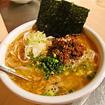 もつやき　婁熊東京 - 辛そば（ハーフサイズ）