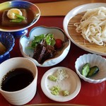 水の食卓 百けん濠 - 「かすべの煮付けつき 海坂三昧」