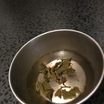 イチリン ハナレ - フィンガーボールにはジャスミン茶葉が入ってます