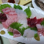 富山県氷見漁港直送 山本鮮魚店 - 