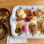 コマレオプラザレストラン