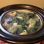 御料理 寺沢 - 本蛤に炭火焼の黒鯛､西和賀産蕨に蕗､コゴミに三陸産若芽の小鍋立