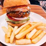 BURGER&MILKSHAKE CRANE - 