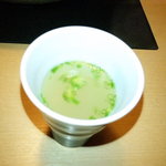 博多華味鳥 博多駅前店 - 食前スープ