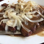 Manago Hotel - ポークチョップ  オニオン&グレービーソースかけ