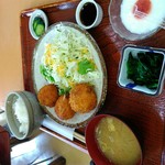 なすとらん - コロッケ定食