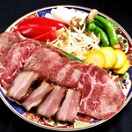 h Kakurega Dainingu Rabu - 自家製ベーコンと牛タン！