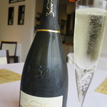 プレゼンテ スギ - プロセッコで乾杯！