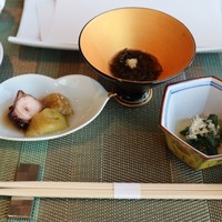 鮨 玉かがり 天ぷら 玉衣 - 先付、タコの煮物がおいしかった