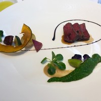 リストランテASO - 和牛赤身肉の炭火焼き 青胡椒風味のソース 季節の焼き野菜と共に