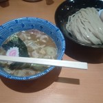 六厘舎 - 味玉朝つけ麺