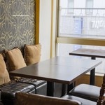 コンテナ カフェ＆バー - 