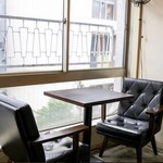 コンテナ カフェ＆バー - 