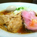 國分ラーメン食堂 - 手もみ中華そば・醤油 780円　 麺大盛り 100円 　特製トッピング 250円