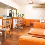 Nanashi Kafe - 店内