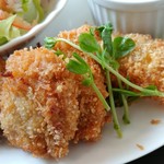 ギャラリーつくし - カツは「チーズ」と「大葉」の２種類でした