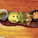 酔 - 付き出し（ジュンサイ、湯葉豆腐など）