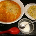 珉珉 - 担々麺セット 950円