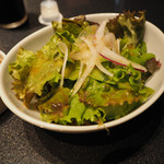 麻布十番焼肉 BULLS - ランチサラダ