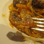 トラットリア クイント - ほほ肉がゴロゴロ入ってる