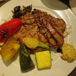 トラットリア クイント - グリルはこのボリューム