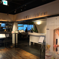 AWkitchen TOKYO 新丸ビル店 - 店舗入口、若干、雰囲気が変わった
