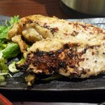 炭火焼食堂 こがね屋 - 大山鶏の醤油麹刺身ｽﾃｰｷ