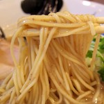 彩色ラーメンきんせい - 2018年7月　麺持ち上げ